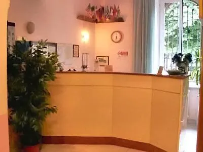 ホテル ラリー ミラノ 2*,