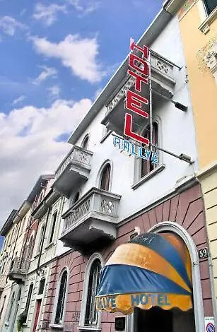 ホテル ラリー ミラノ